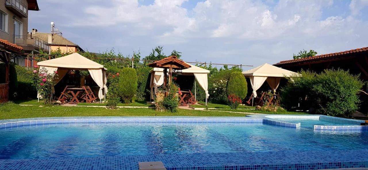 Sharkov Family Hotel Ognyanovo  Ngoại thất bức ảnh