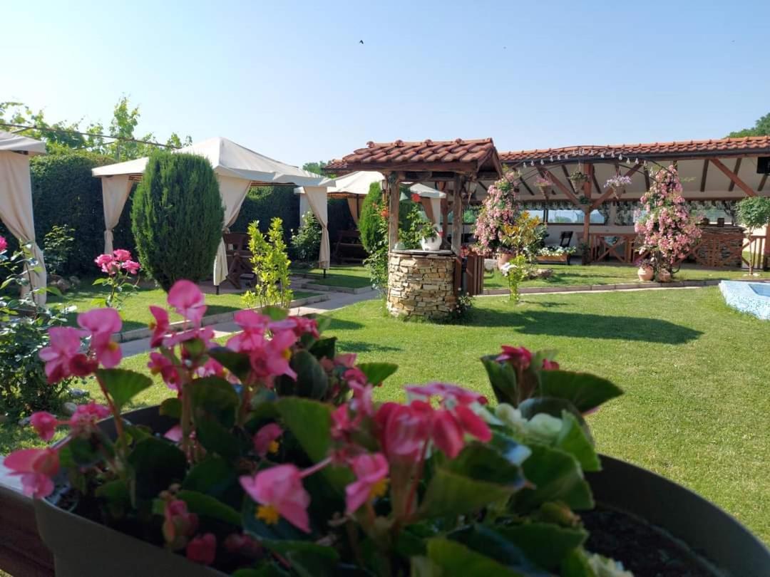 Sharkov Family Hotel Ognyanovo  Ngoại thất bức ảnh