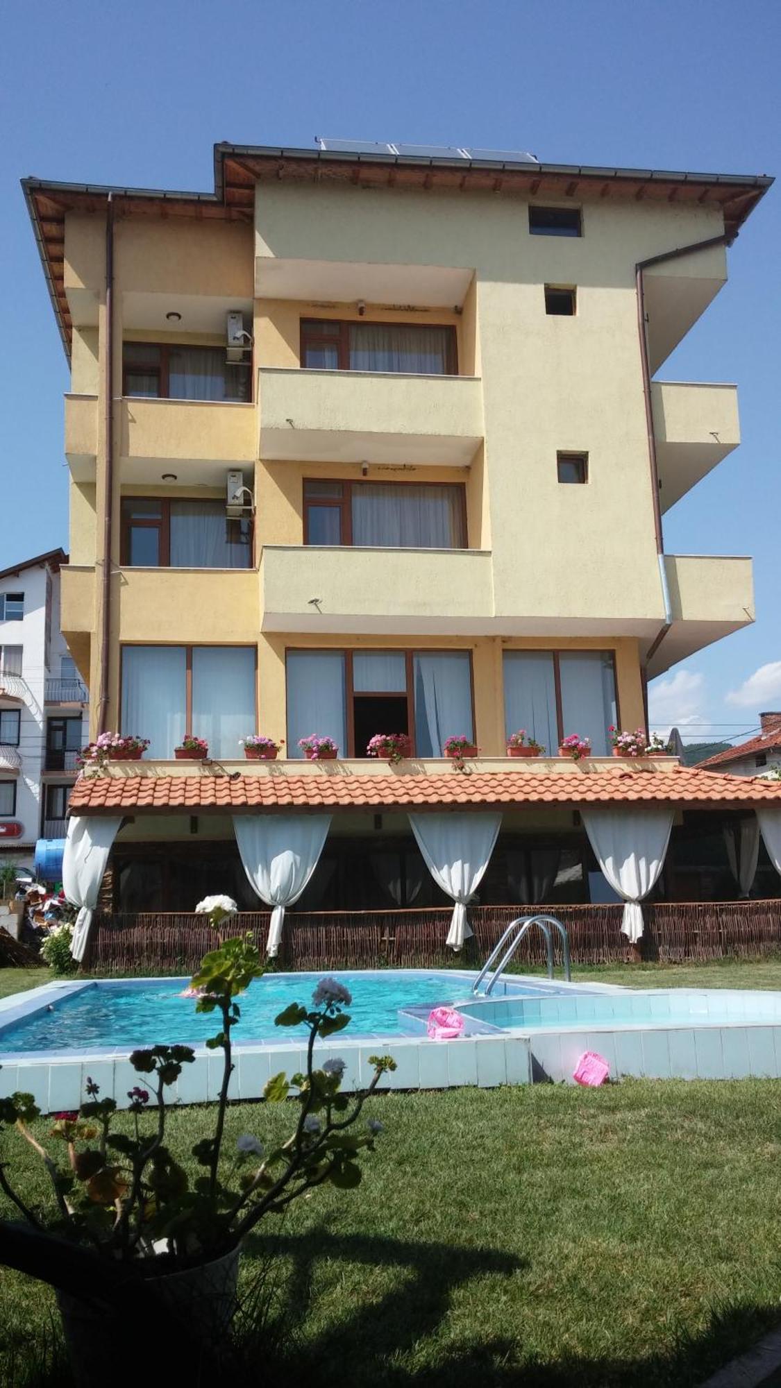 Sharkov Family Hotel Ognyanovo  Ngoại thất bức ảnh