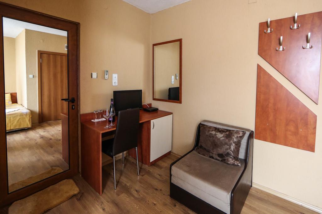 Sharkov Family Hotel Ognyanovo  Ngoại thất bức ảnh